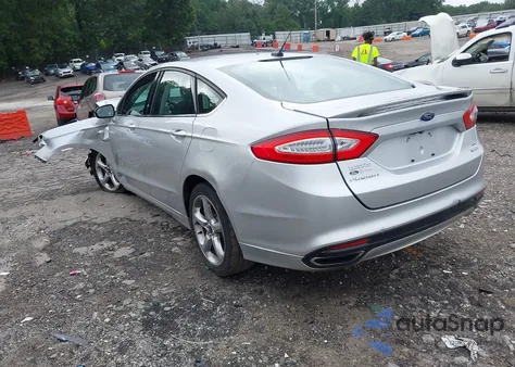 2015 Ford Fusion Se z USA, uszkodzony, nr VIN 3FA6P0H97FR283391